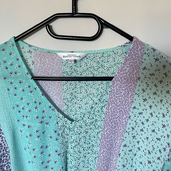 Multi media summer light weight tie in front blouse - Picture 3 of 5